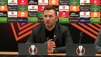 Okan Buruk'tan Çek muhabirlere tepki! 'Siz konuşun isterseniz'