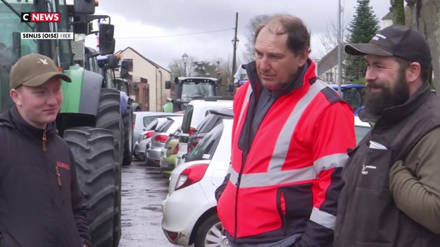 Les agriculteurs manifestent à Senlis