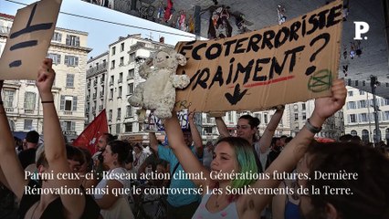 Emmanuel Macron déclenche une nouvelle crise avec les agriculteurs, à la veille du Salon