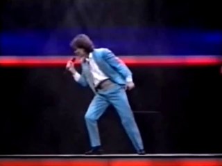 MONDAY THRU FRIDAY by Cliff Richard - live performance 1992 - stereo + lyrics
