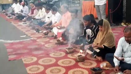 छोटी लाइन चौराहे में अग्निहोत्री दिवस पर सामूहिक हवन