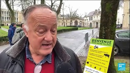 A la veille de l'ouverture du Salon de l'agriculture, les agriculteurs ne relâchent pas la pression sur l'exécutif