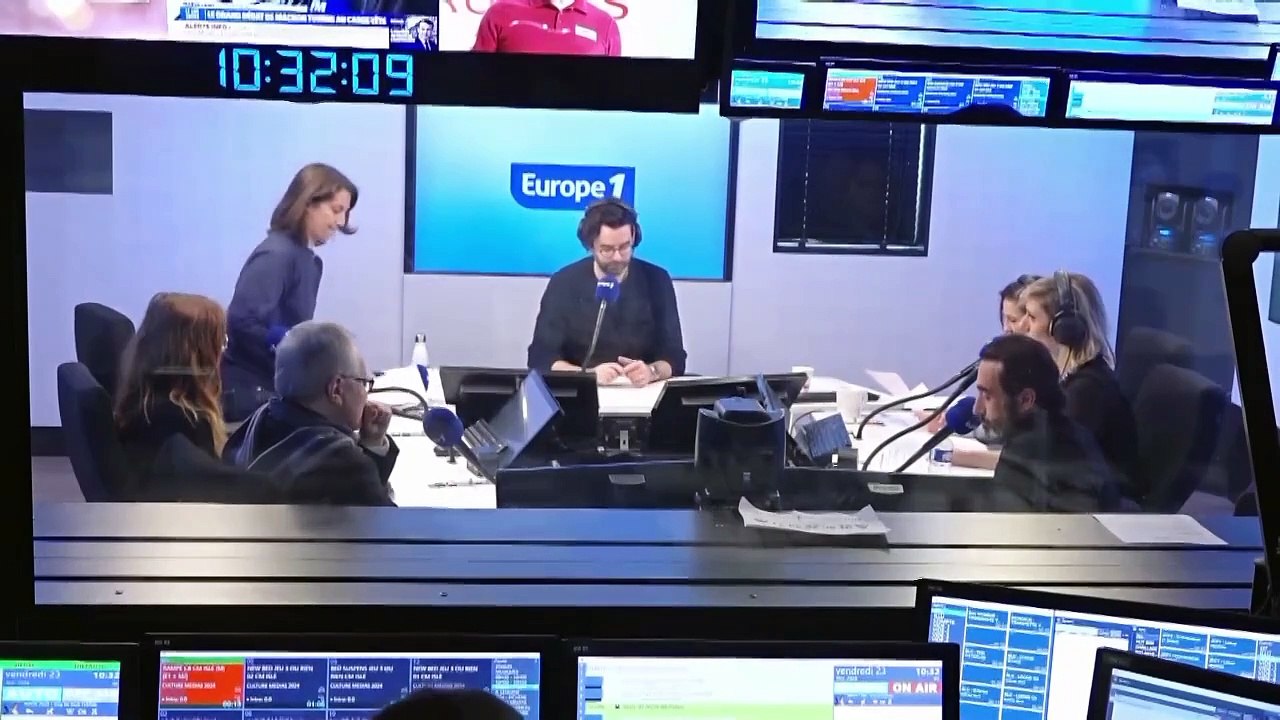 Fanny Ardente alias Cécile Marx avec Thierry Chèze, Mélanie Toubeau et Olivier Benkemoun