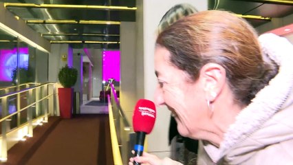 Carlo Constanzia explota, se enfrenta a gritos a la prensa y amenaza con demandar