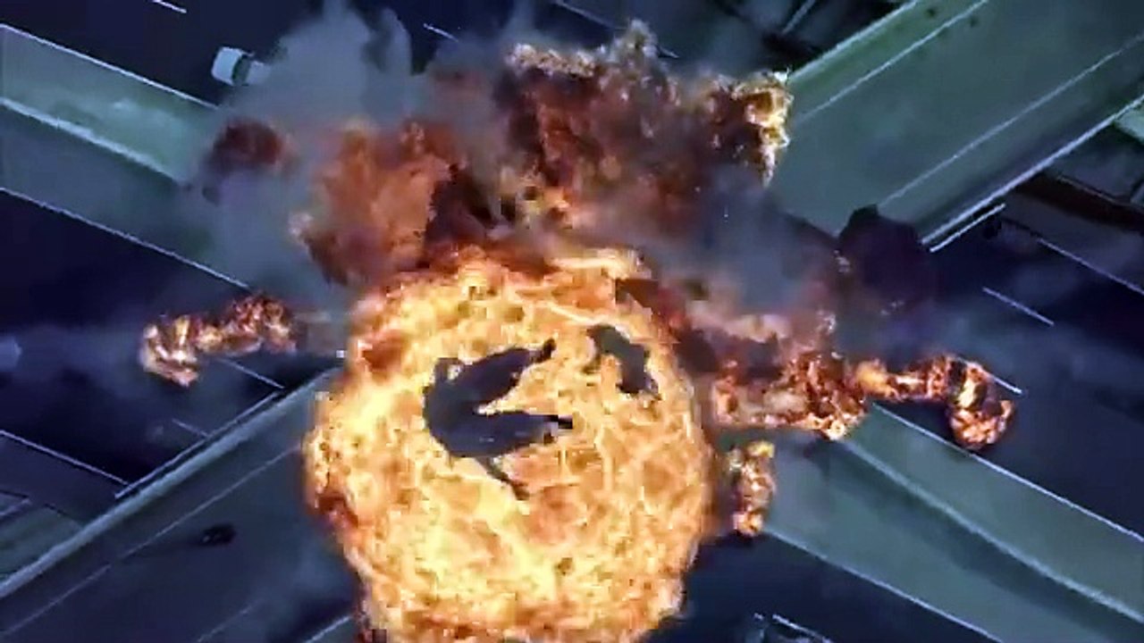 The_Chase__Enter_the_Trinity___The_Matrix_Reloaded_[Open_Matte](360p)
