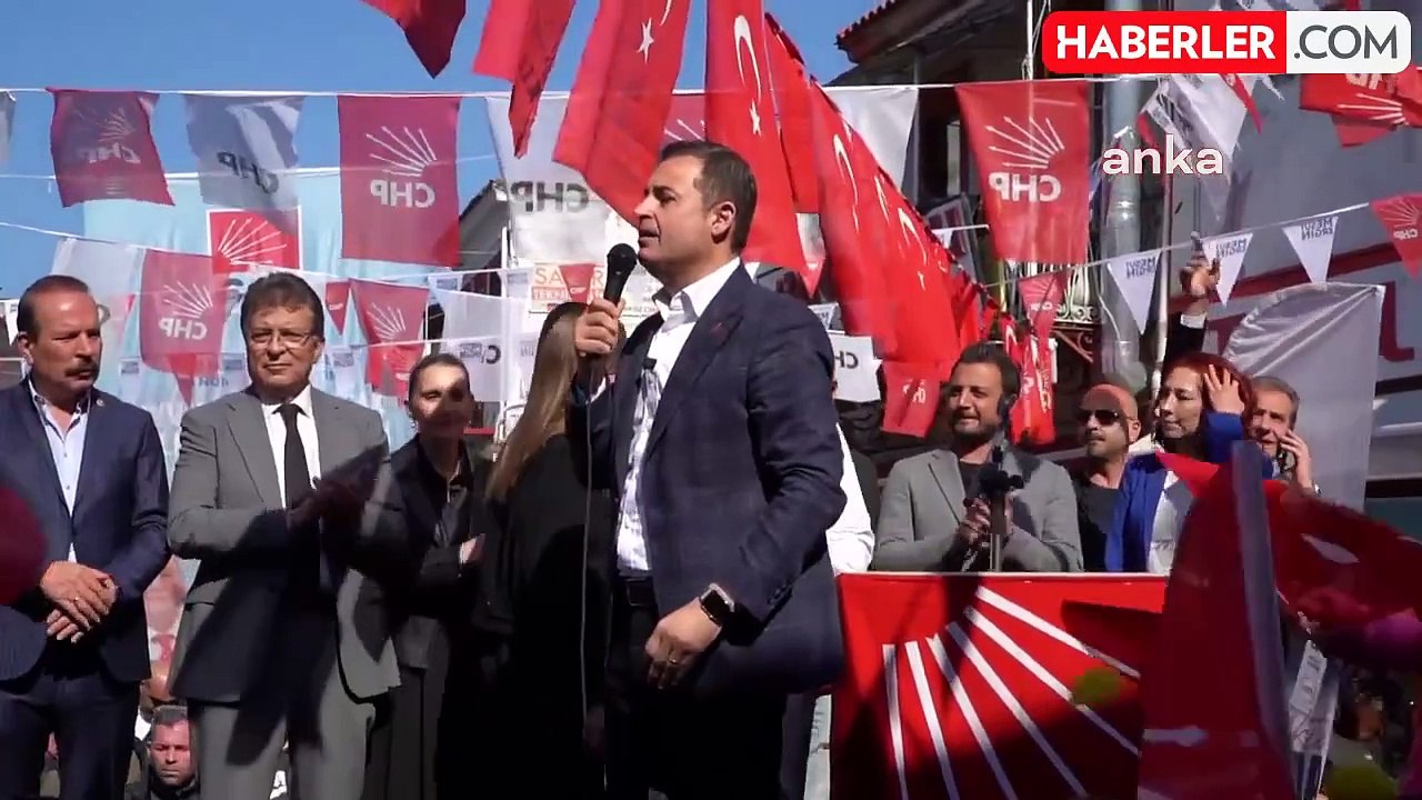 CHP Balıkesir Büyükşehir Belediye Başkan Adayı Ahmet Akın Ayvalık'ta Miting Yaptı