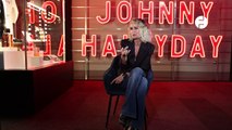 Laeticia Hallyday nous Raconte les Coulisses de son Expo sur Johnny Hallyday : Une Plongée Intime dans l'Univers du Rock Legend