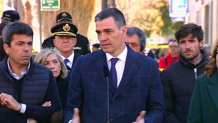 Al menos una decena de muertos en incendio de edificio en Valencia