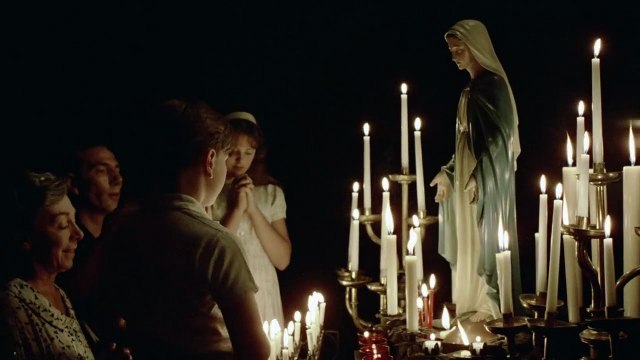 Distant Voices, Still Lives Bande-annonce (EN)