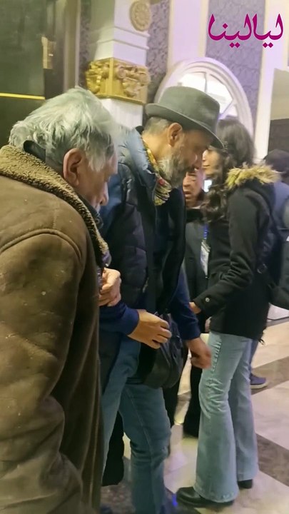 نجوم الفن يتوافدون لتقديم واجب العزاء في الفنانة القديرة ثناء دبسي