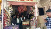 As soon as the Commercial Tax Department's GST team from Alwar reached Rajgarh...and then did this...watch video.
