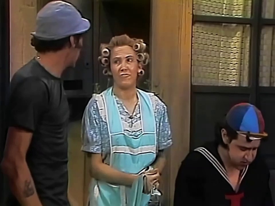 Chaves 026 - Quem Brinca com Fogo faz Pipi na Cama / Uma Aula de Canto 2