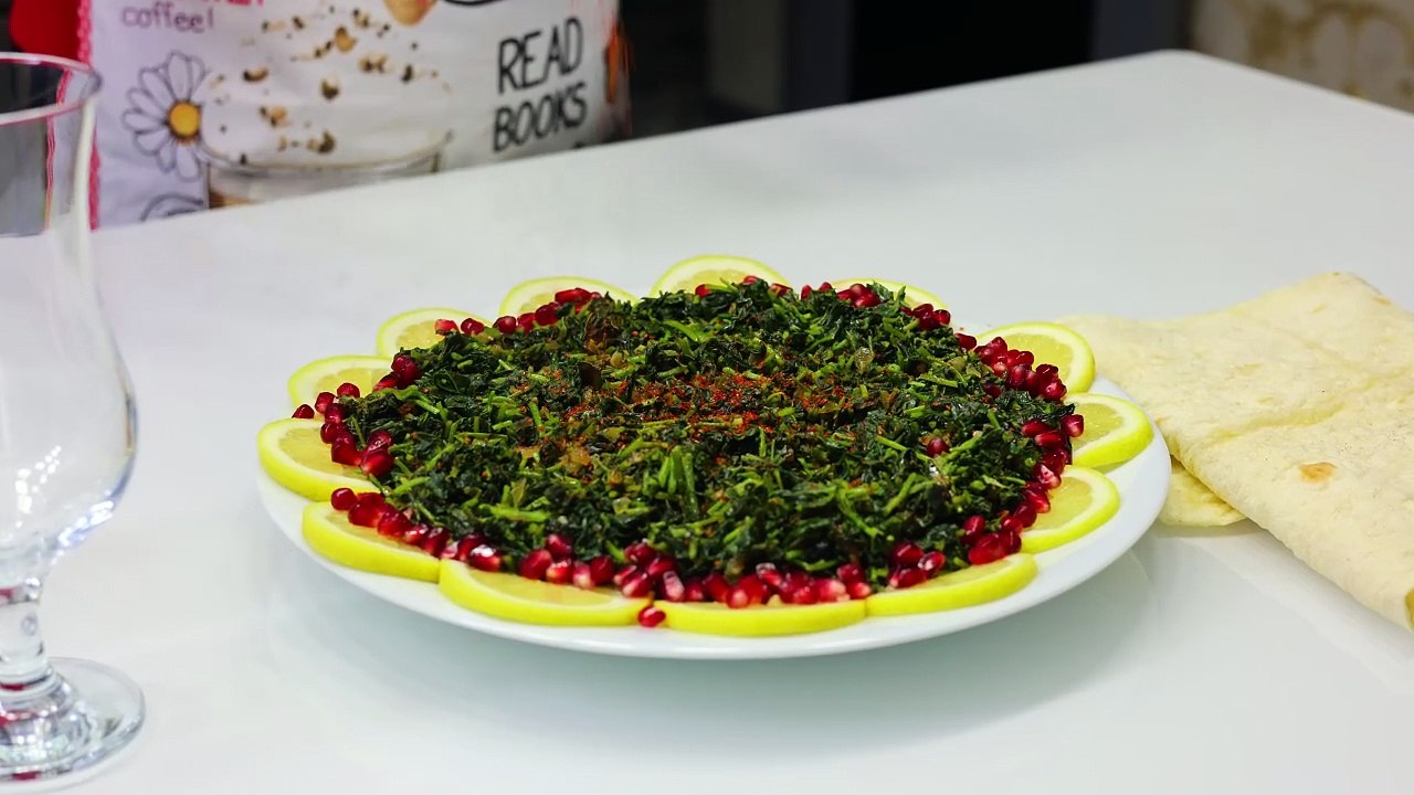 حضرنا اكلة شعبية مفيدة واقتصادية و محبوبة في سوريا - الخبيزة سهلة و سريعة التحضير مع رباح محمد