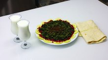 حضرنا اكلة شعبية مفيدة واقتصادية و محبوبة في سوريا - الخبيزة سهلة و سريعة التحضير مع رباح محمد