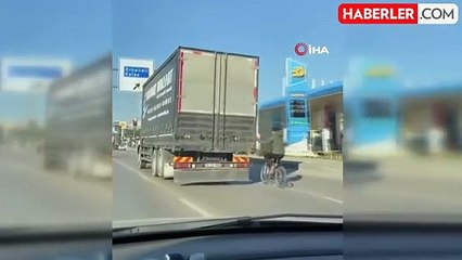 Bisikletli Gencin Tehlikeli Yolculuğu Kamerada