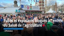 Grand public et exposants bloqués devant le Salon de l'agriculture