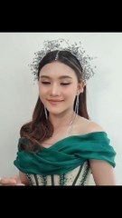 Sridevi pake gaun hijau cantik banget