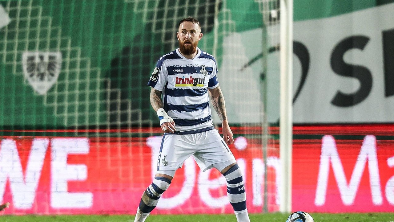 Knoll erklärt seine Wut: 'Ein Fotograf hat mich aufs Tiefste beleidigt und mir den Mittelfinger gezeigt'