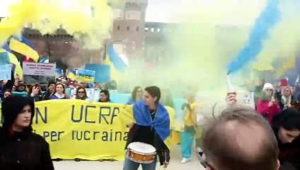 Tải video: Milano, la manifestazione della comunit? ucraina a due anni dall'invasione russa