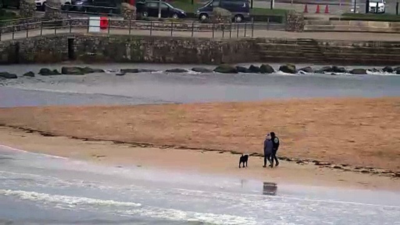 hydrofoil surfing at Porth Beach