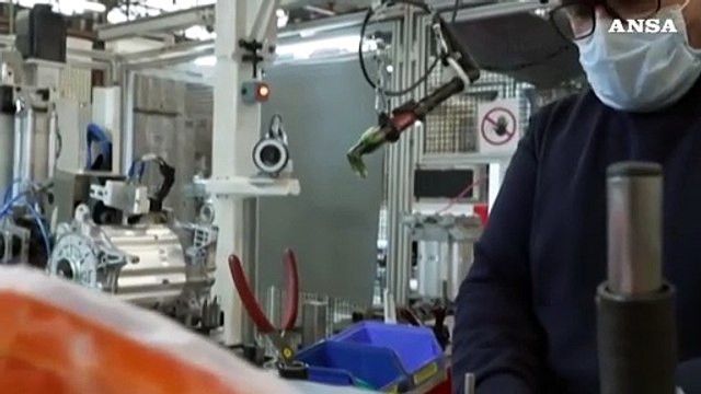 Stellantis: cala compenso di Elkann, Tavares piu' 55%