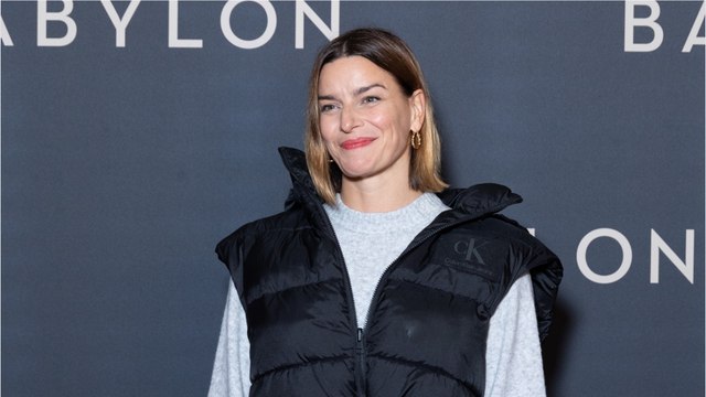 VOICI : Je ne m'en remets pas : la tenue de Fauve Hautot dans Danse avec les Stars ne fait pas l'unanimité auprès des internautes (1)