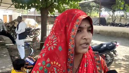 फर्जी हस्ताक्षर व दूसरी महिला का फोटो लगाकर नाम कराया ट्रैक्टर