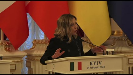 Meloni:  sostegno a Ucraina, è ipocrita confondere resa con pace