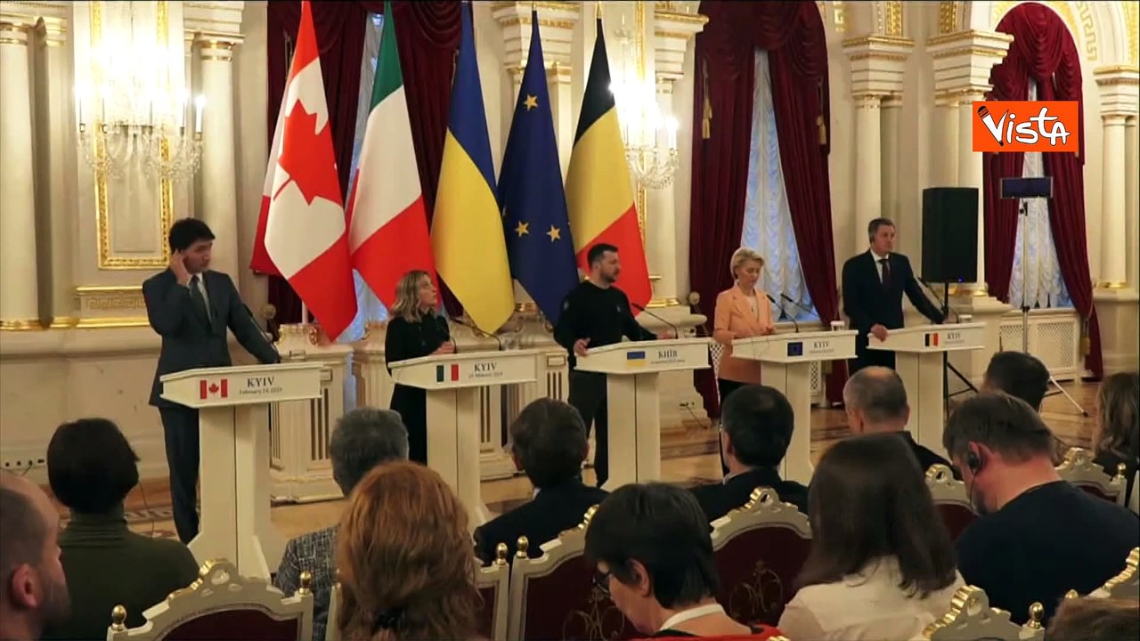 Guerra Ucraina, Zelensky: "Stop ad accordi dietro le quinte con Putin"