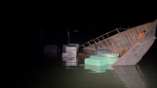 Embarcação com cigarros contrabandeados é apreendida em são Miguel do Iguaçu Ninguém foi preso até o momento