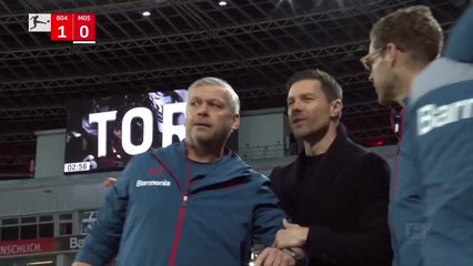 23e j. - Le Bayer Leverkusen poursuit son invincibilité en tête du classement