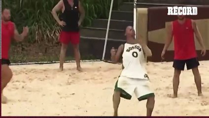 RONALDINHO mete un GOLAZO de CHILENA