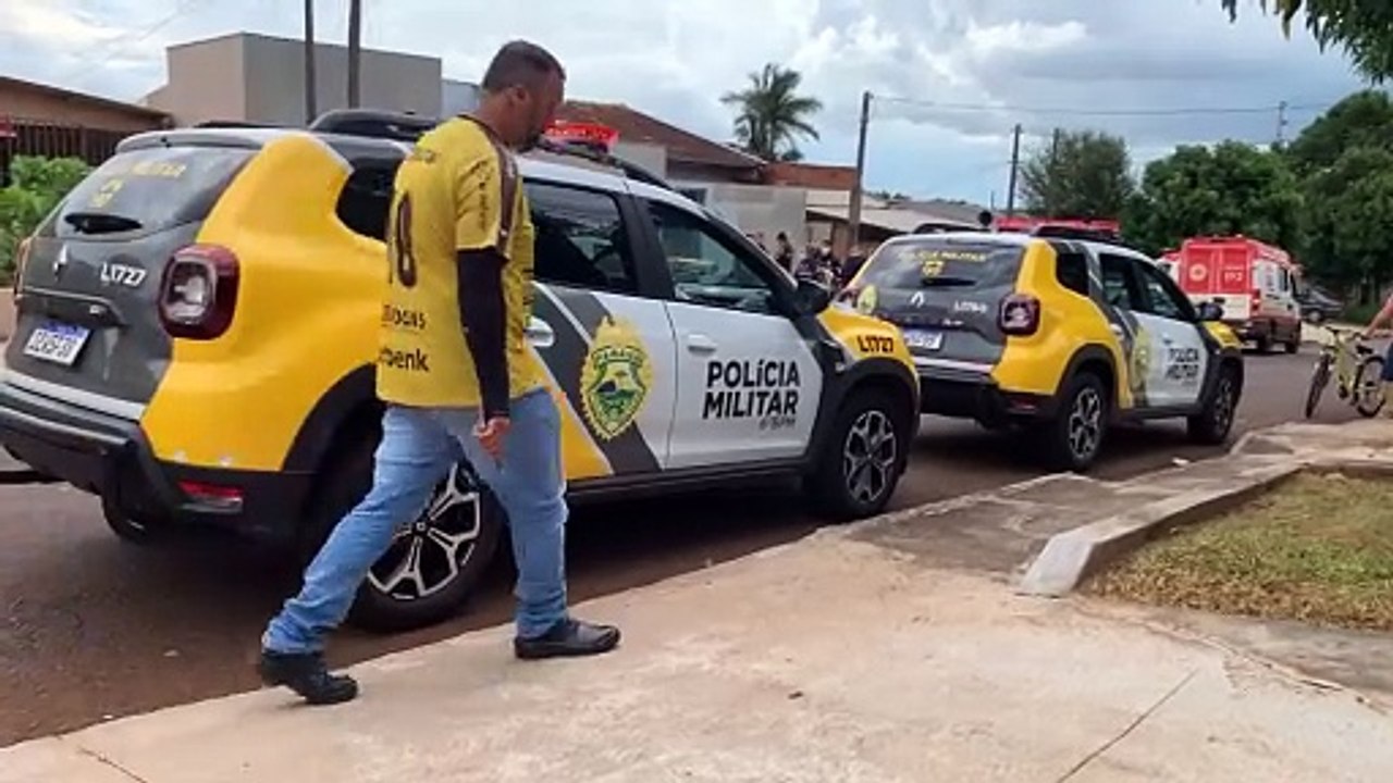 Homem em surto é detido após invadir residência em Cascavel