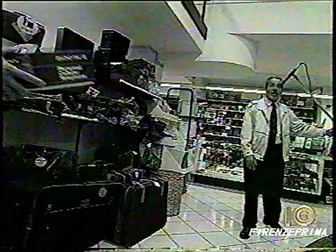 Canale 10 spot Imperial telefonia 2. Testimonial Piero Barbetti. 1994