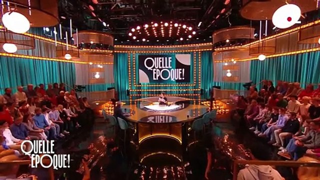 Christophe Dechavanne et Léa Salamé dans l'émission Quelle Époque , 24 février 2023.