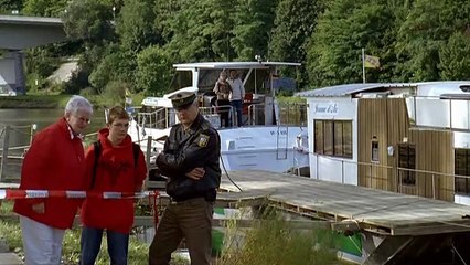 Pfarrer Braun E15-Im Name der Rose