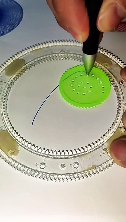 The Spirograph I enjoyed in my childhood, I've gotten a similar one for my child now. #shorts