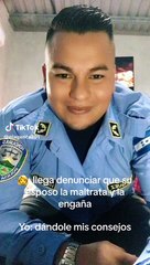Policía hondureño a mujer que denunció a su esposo: 'Cuente con un servidor si lo que quiere es vengarse'