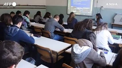 Il 92% degli studenti italiani e' fiero di essere in Ue