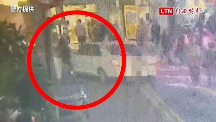 高雄女車禍突跪倒被誣「碰瓷」？監視器揭真相！🚗