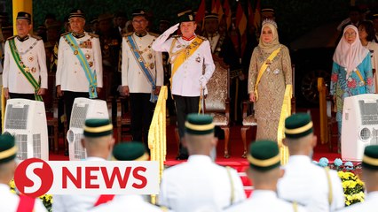 King graces opening of 15th Parliament's Third Session