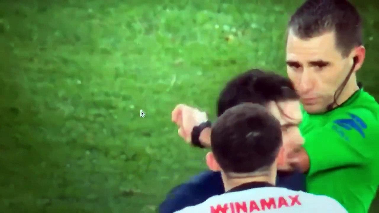 Mbappé agacé et sifflé au moment de sortir pendant PSG-Rennes, la vidéo interpelle