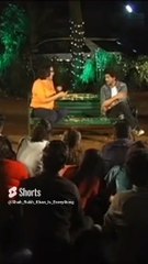 What sound does Shah Rukh Khan love and what sound does he hate