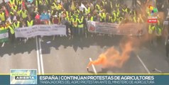 En España intensifican tractoradas en protestas contra traición agrícola de UE