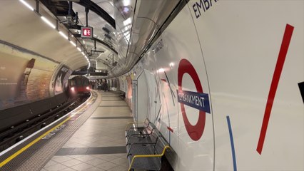 London headlines: TFL workers accept pay rise up to 11%