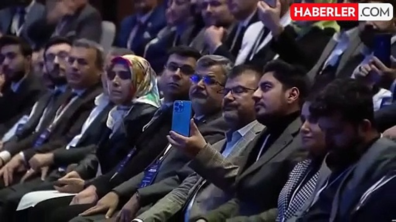 Cumhurbaşkanı Erdoğan: "Seçimi kazandıktan sonra yine AK Parti'de olacağım" diyen sirk cambazlarına asla prim vermeyin