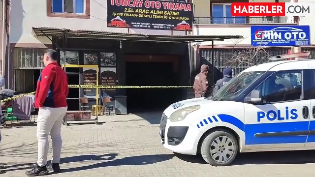 Uzundere'de göçük sonrası AFAD tarafından inceleme başlatıldı