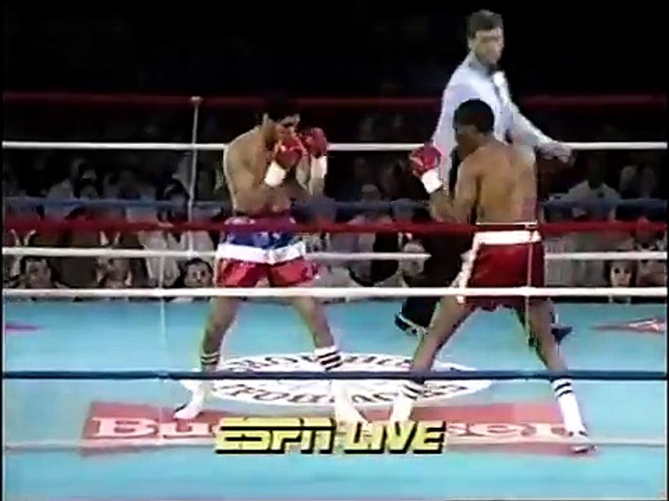 Tommy Ayers vs Luis Santana