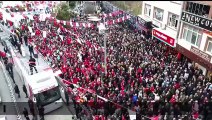 Ekrem İmamoğlu'nun miting yaptığı alandan AKP'li adayın seçim arabası geçti