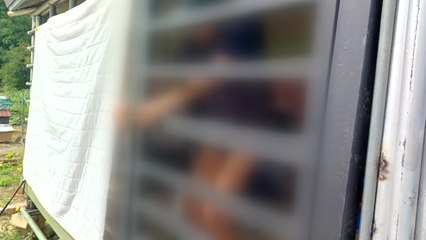 지적 장애인 때리고 금품 빼앗은 60대 목사 구속 / YTN